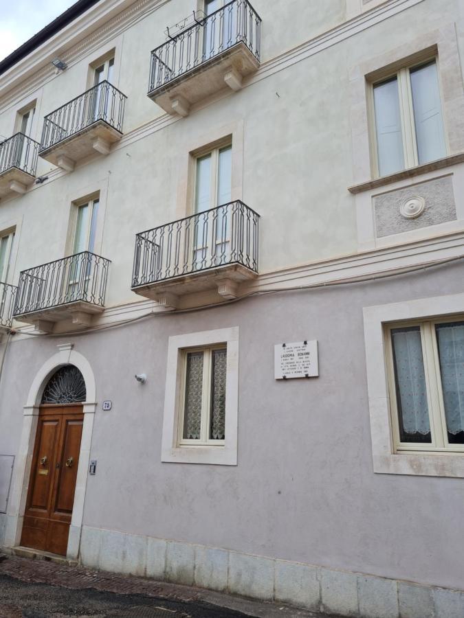 Appartement Casa Giulia à LʼAquila Extérieur photo